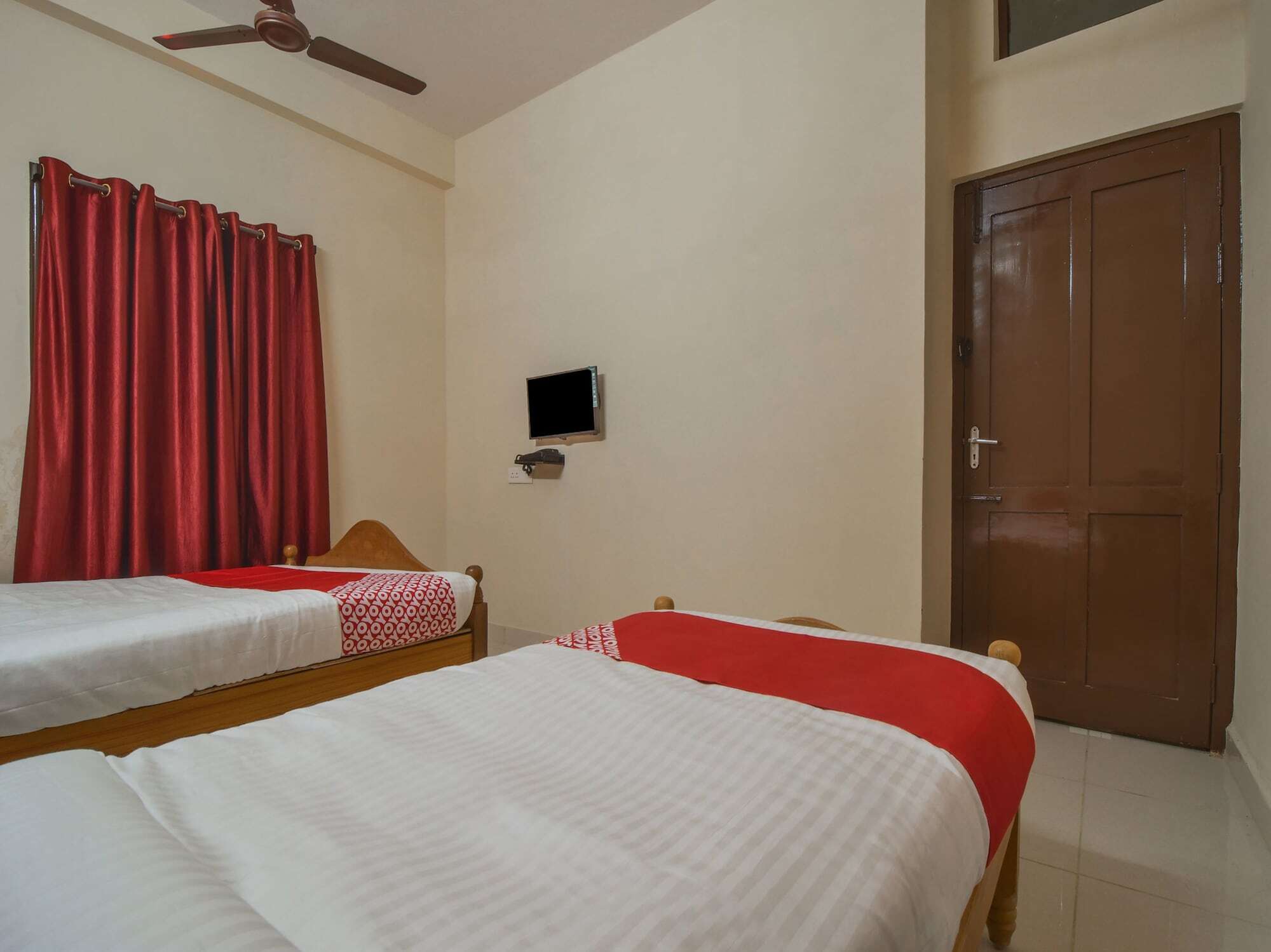 Oyo Flagship 17297 Kathir Palace Madurai Main ภายนอก รูปภาพ